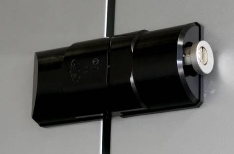 ArmadLock Mul-T-Lock serrure 3 points  pour véhicule utilitaire et coffre de camion benne