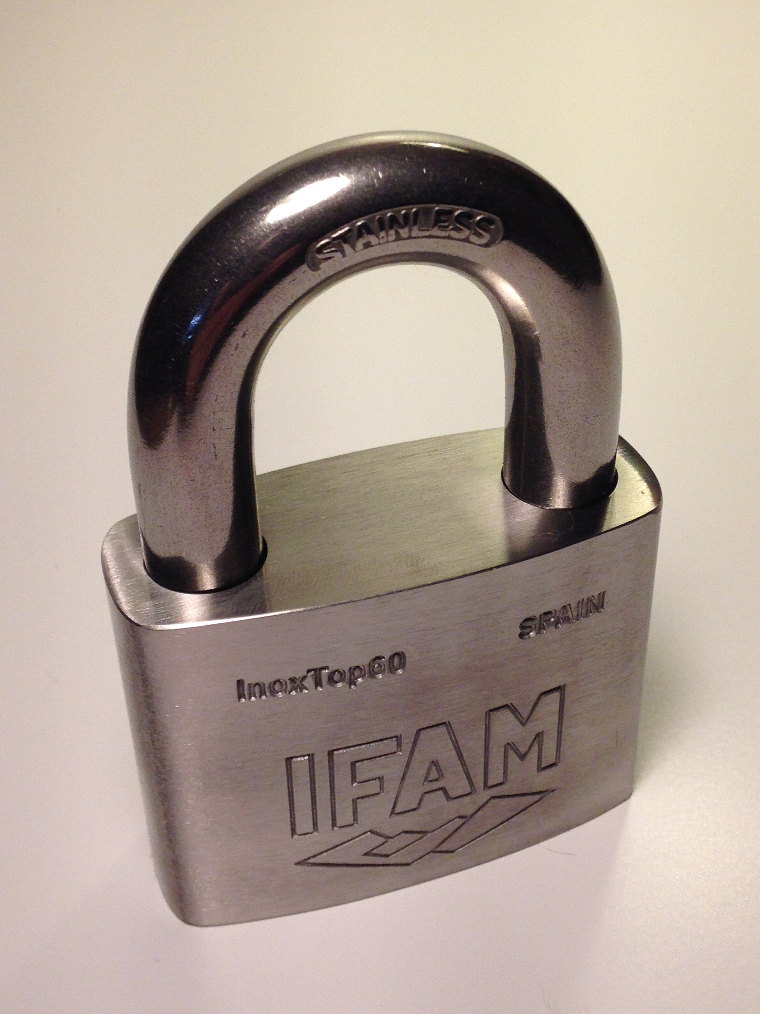 Cadenas inox INOX TOP 60 antivol pour  coffre de bateau et conteneur