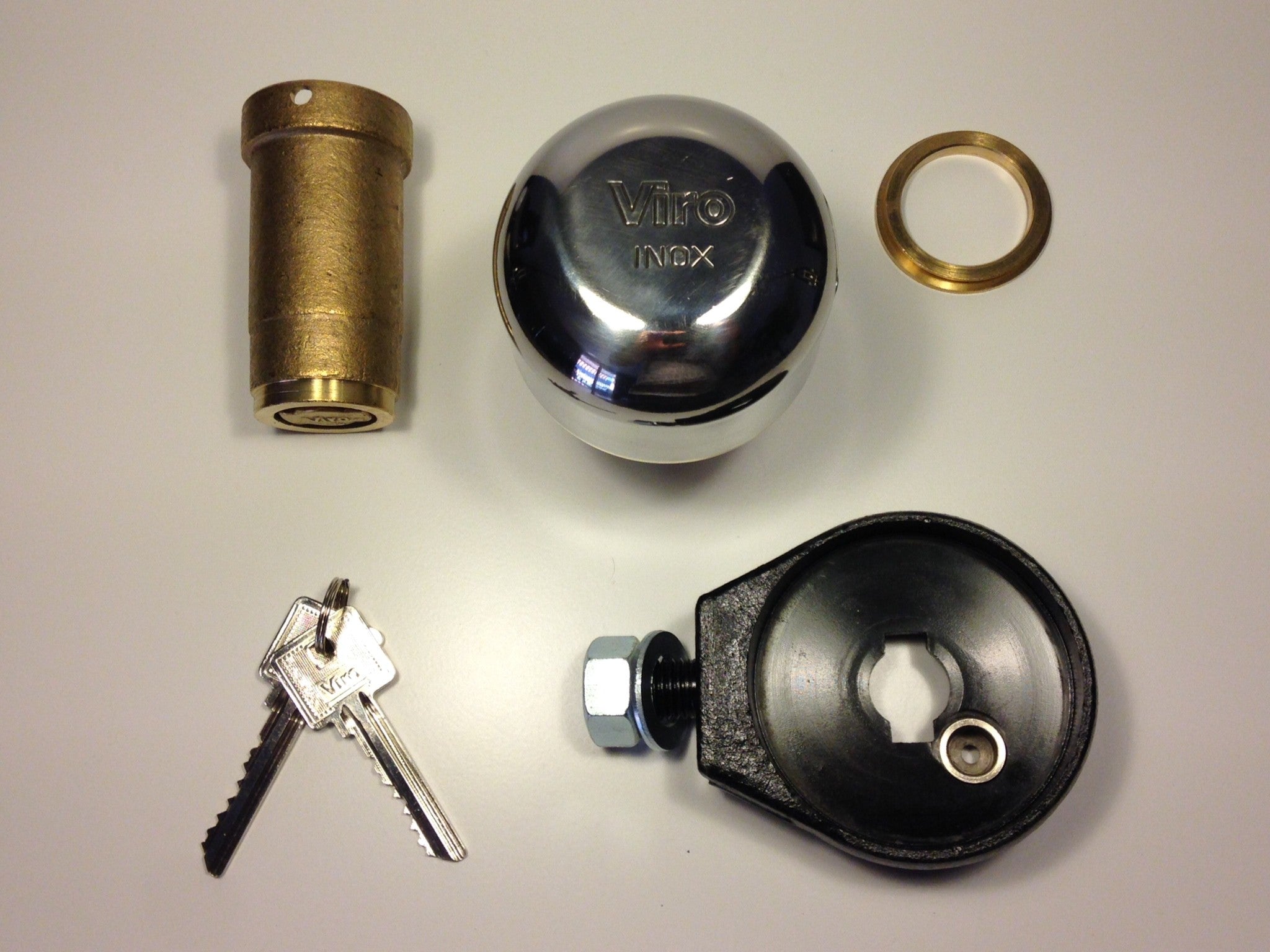 detail Sabot boulle Viro 4221 serrure antivol pour rideaux metallique et porte de garage