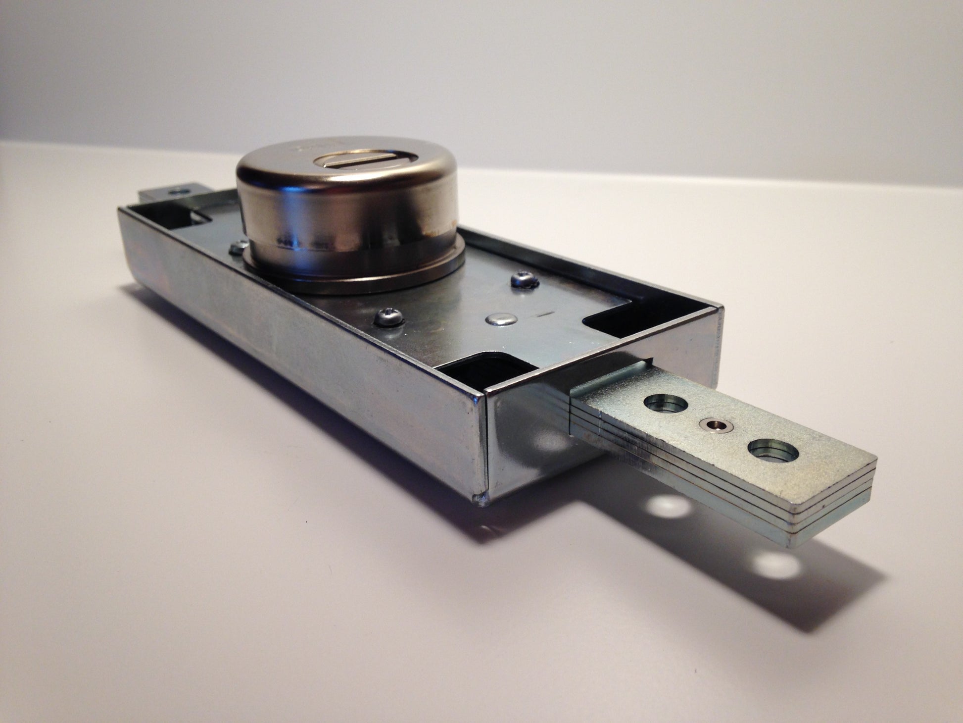 Serrure haute securite VIRO 8271 pour rideau metallique